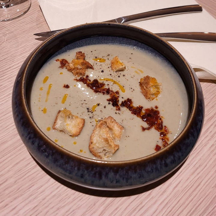 Velouté d'artichaut - Entrée réalisée par le chef du Restaurant l'Empreinte